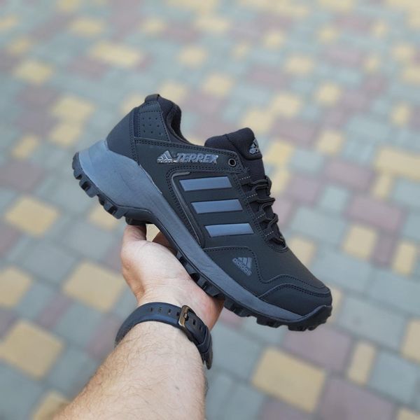 Чоловічі зимові кросівки | Adidas Terrex Winter | чорно-сірі | нубук | термо | маломірні ODRW AD10023-42 фото