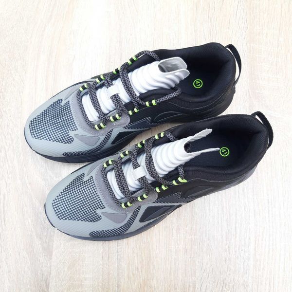 Чоловічі кросівки | Reebok Zig Kinetica | сірі з чорним | комбіновані матеріали ODR RB10011-41 фото