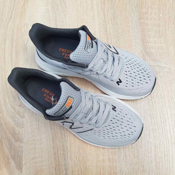 Чоловічі кросівки | New Balance 860 | світло-сірі з чорним й помаранчевим на білій | текстиль ODR NB10122-41 фото