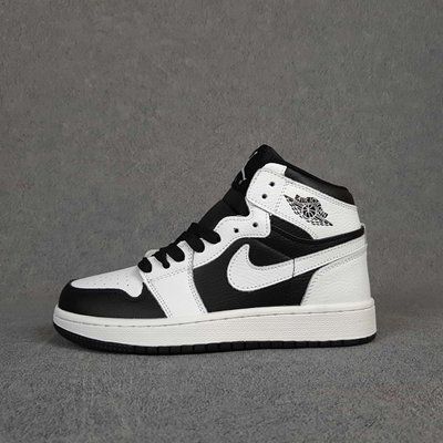 Чоловічі високі кросівки | Nike Air Jordan 1 High | білі з чорним | прес шкіра ODR NJ10032-41 фото