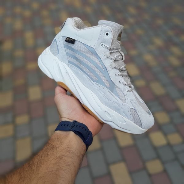 Чоловічі зимові високі кросівки | Adidas Yeezy Boost 700 High | світло-сірі | комбіновані матеріали | хутро ODRW AD10011-41 фото