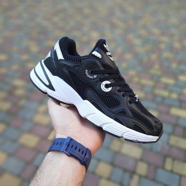 Чоловічі кросівки | Adidas Astir | чорні на білій | текстиль/шкіра | маломірні ODR AD10084-42 фото