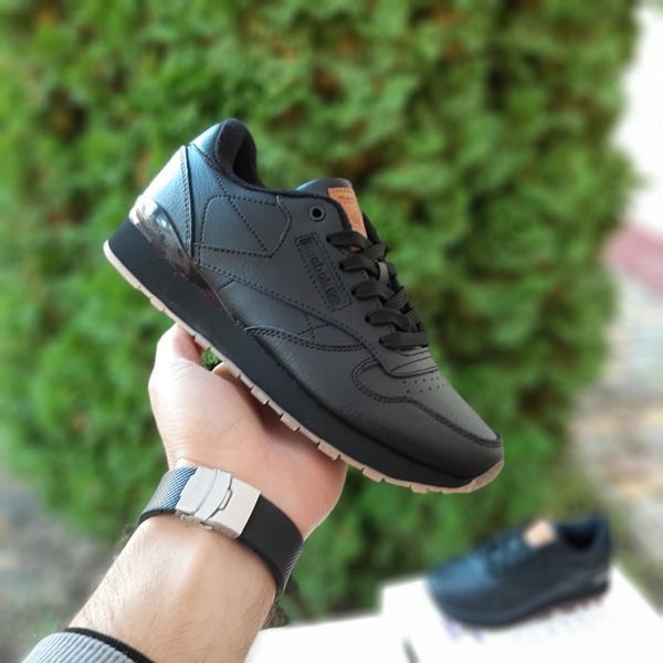 Жіночі зимові кросівки | Reebok Classic Leather Winter | чорні на бежевій | шкіра | термо/фліс ODRW RB20004-36 фото