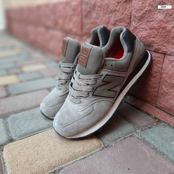 Чоловічі кросівки | New Balance 574 | хакі на білій | замша | маломірні ODR NB10033-41 фото