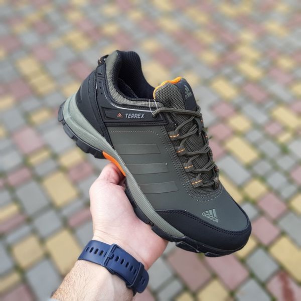 Чоловічі зимові кросівки | Adidas Terrex Winter | хакі | нубук | термо ODRW AD10020-41 фото
